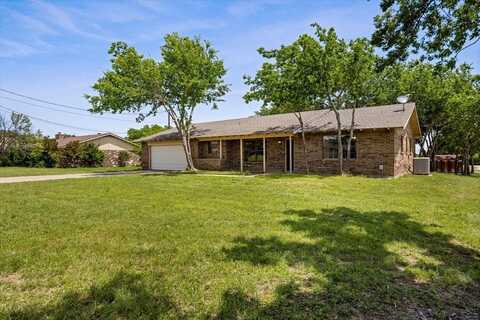 1023 Holmes Drive, Granbury, TX 76048