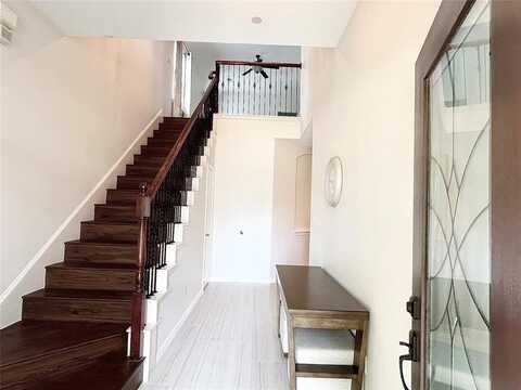 2204 Paige Court, Carrollton, TX 75006
