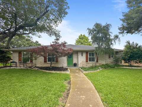 312 Meadowlark Drive, Richardson, TX 75080