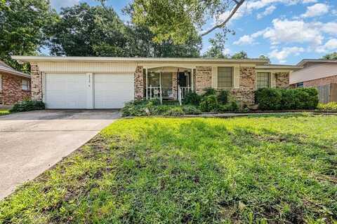 2530 Robin Lane, Garland, TX 75041