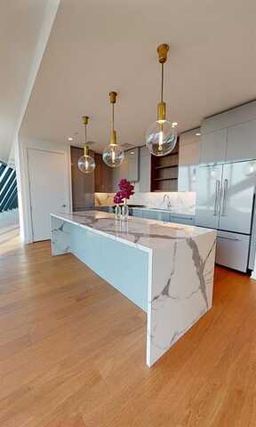 1800 N Field Street, Dallas, TX 75202