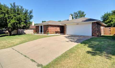 10125 Indian Mound Road, Fort Worth, TX 76108