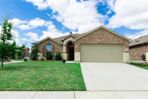 14401 Chino Drive, Fort Worth, TX 76052