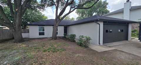 7601 Evergreen Drive, Watauga, TX 76148