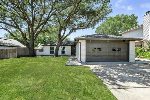 7601 Evergreen Drive, Watauga, TX 76148