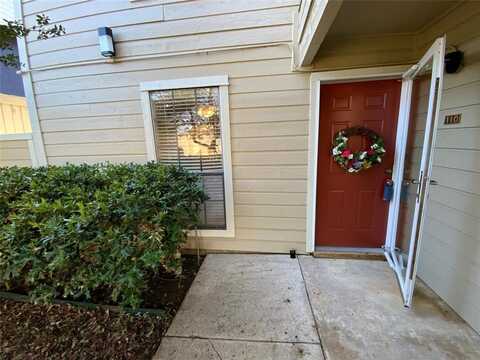 1911 Chasewood Circle, Arlington, TX 76011