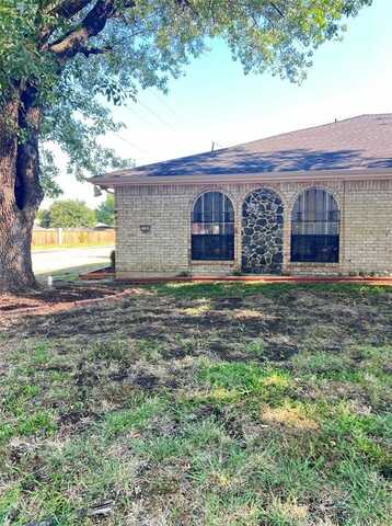 2765 Meadow Gate Lane, Dallas, TX 75237