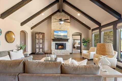 228 Martin Drive, Granbury, TX 76049