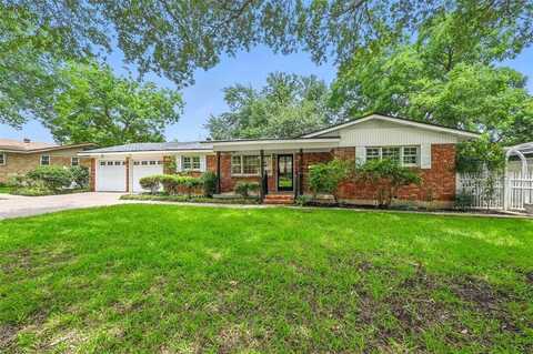 6729 Cylinda Sue Circle, North Richland Hills, TX 76180
