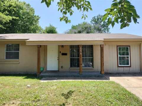 4214 Mehalia Drive, Dallas, TX 75241
