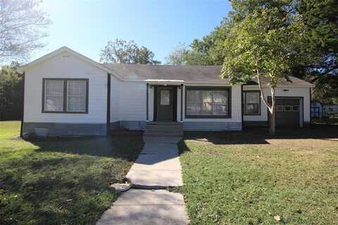 1015 W Kuykendall Street, Grand Saline, TX 75140