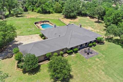 2052 Trailwood Drive W, Burleson, TX 76028