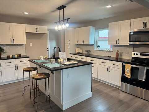 413 N 2nd Street, Princeton, TX 75407