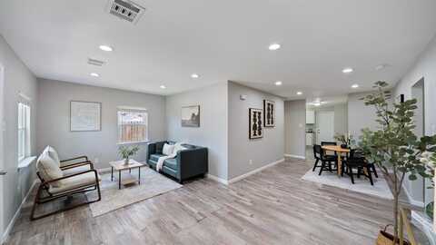 4014 Pringle Drive, Dallas, TX 75212