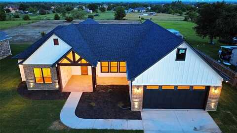 8236 Kelly Lane, Alvarado, TX 76009