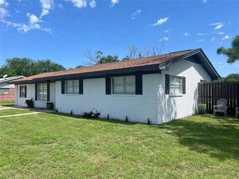 702 Belfast Street, Dublin, TX 76446