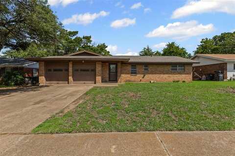1312 Roberts Avenue, Cleburne, TX 76033