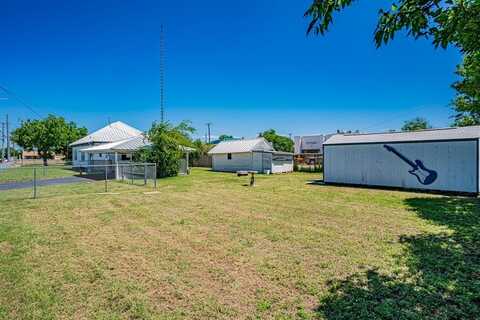 732 N Patrick Street, Dublin, TX 76446