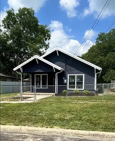 403 NE 7th Avenue, Mineral Wells, TX 76067
