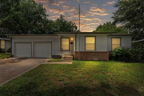 5029 Monette Street, Haltom City, TX 76117