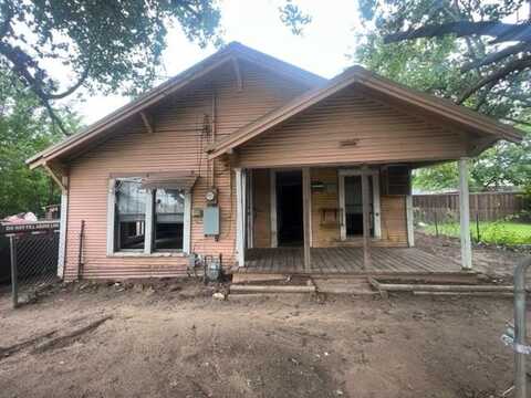 201 Weaver Drive, Sulphur Springs, TX 75482