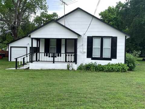 204 E Main Street, Pilot Point, TX 76258