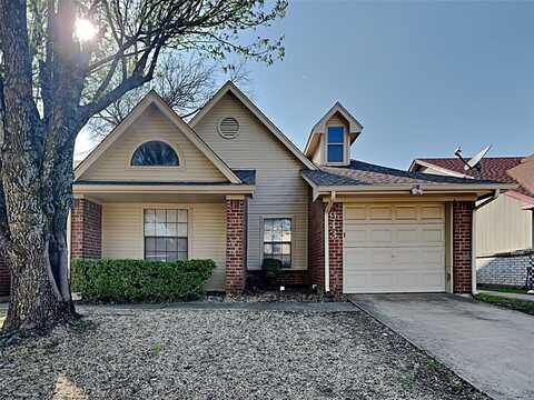 943 Gaynor Avenue, Duncanville, TX 75137
