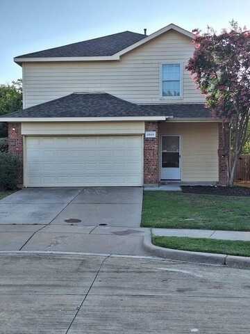 2805 Coyote Ridge Drive, Fort Worth, TX 76244