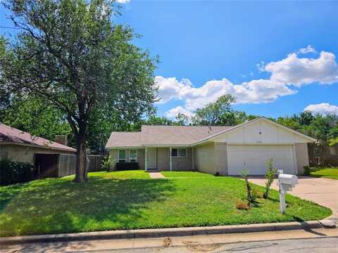 2218 Honey Creek Lane, Arlington, TX 76006