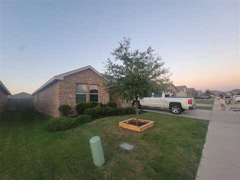 3400 Quiet Valley Road, Fort Worth, TX 76123