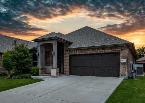 1225 Lynn Drive, Arlington, TX 76002