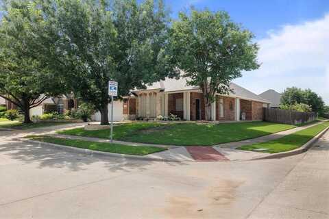 8745 Deepwood Lane, Fort Worth, TX 76123