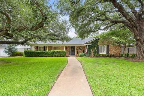 4517 Cloudview Road, Fort Worth, TX 76109