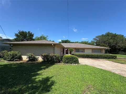 1605 NE 17th, Paris, TX 75460