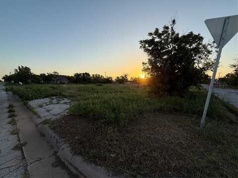 1731 Avenue H, Anson, TX 79501