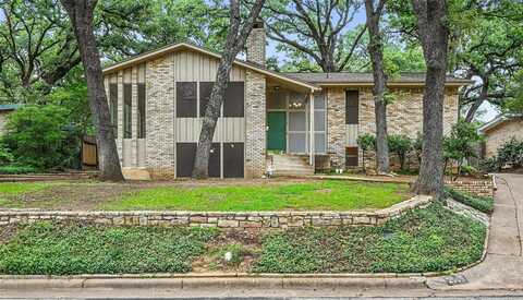 2015 Mill Creek Drive, Arlington, TX 76010