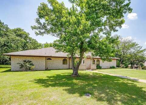 502 Roaring Springs Drive, Joshua, TX 76058