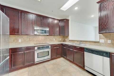 317 Legends Drive, Lewisville, TX 75057