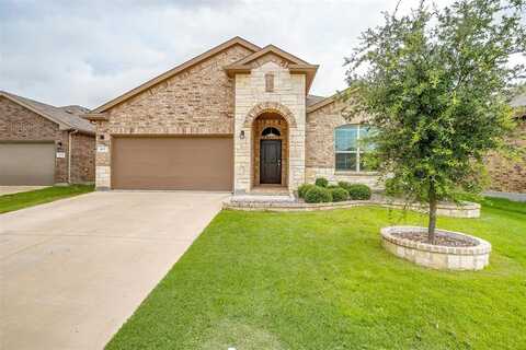 817 Nicole Way, Fort Worth, TX 76028