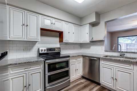 5840 Spring Valley Road, Dallas, TX 75254