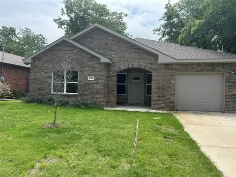 2726 Lawrence Street, Dallas, TX 75215