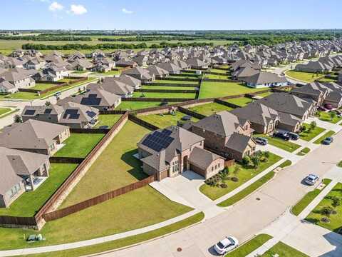 3680 Twin Pines Drive, Grand Prairie, TX 76065