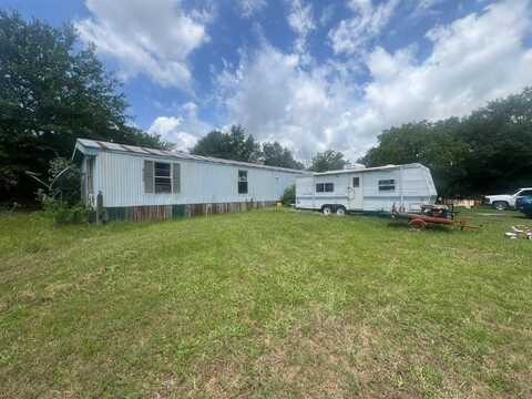 740 Ash Street, Blossom, TX 75416