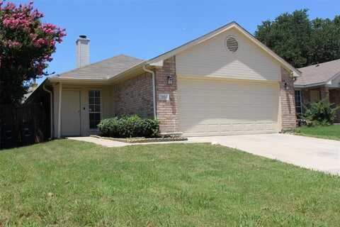 7556 Ashcroft Circle, Fort Worth, TX 76120