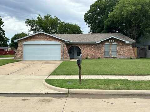 127 Countryside Drive, Arlington, TX 76014