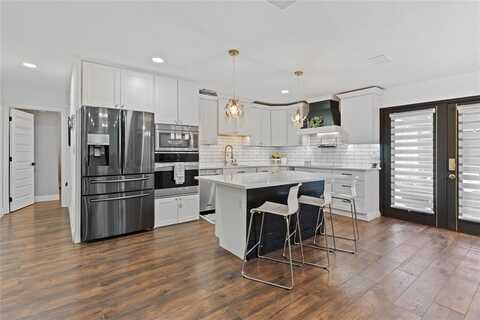5013 Middleton Circle, The Colony, TX 75056