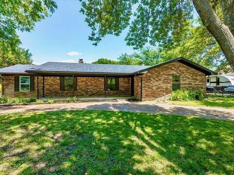 500 E Sherman Street, Chico, TX 76431