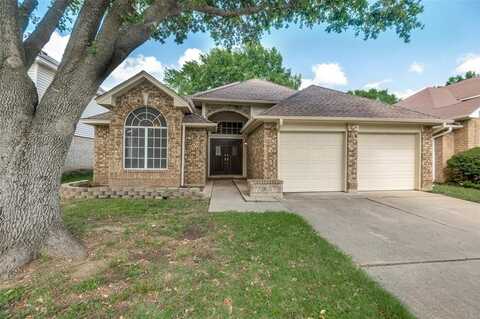 5815 Polo Club Drive, Arlington, TX 76017