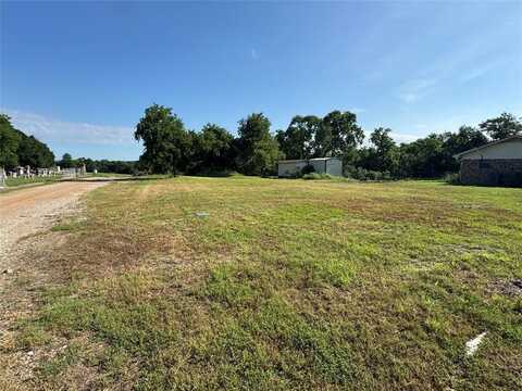 203 Oak Street, Honey Grove, TX 75446