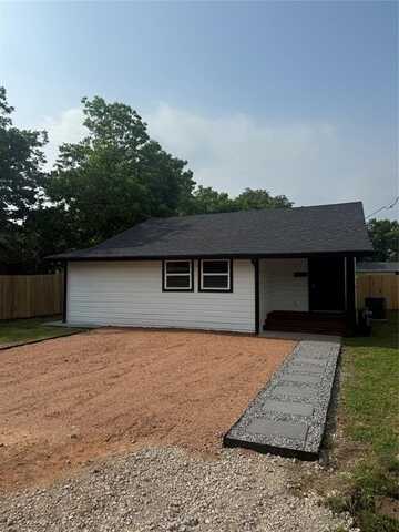 111 E San Antonio Avenue, Cooper, TX 75432